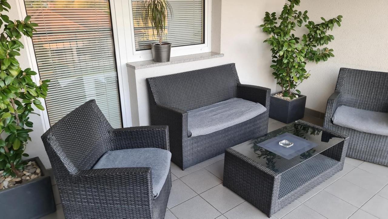 Apartmani Sanja 크레핀스키타플리스 외부 사진